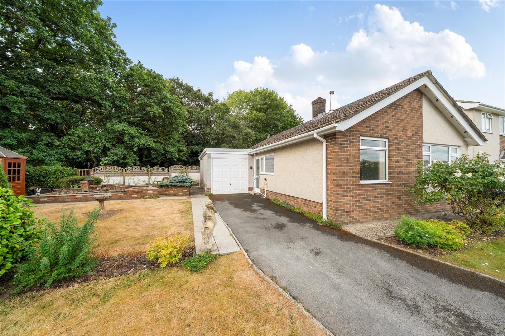 Park Close, Pontarddulais, Swansea, SA4 8NU